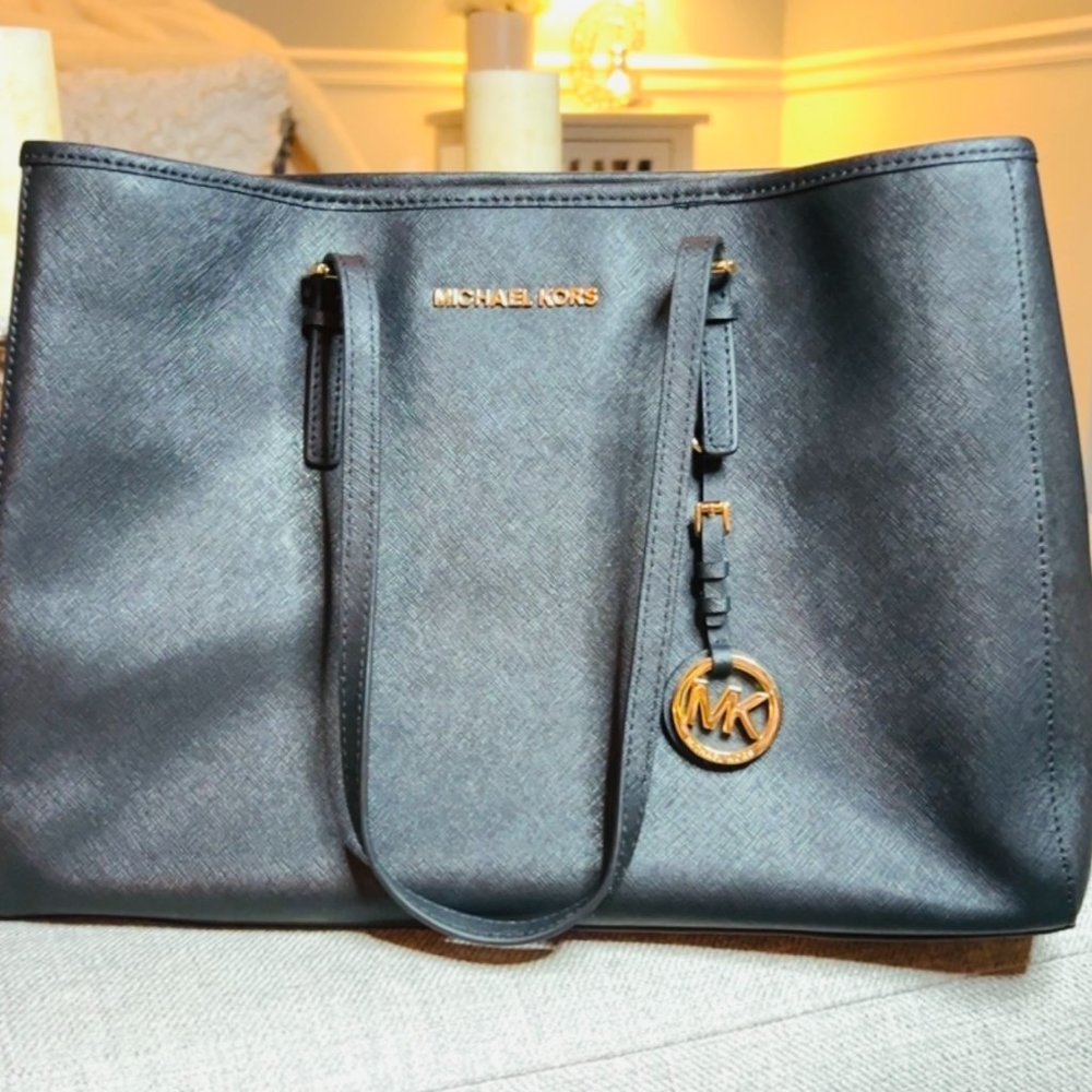 MICHAEL KORS  Jet Set Travel Large Saffiano Leather Tote Bag -Black - Picture 7 of 13